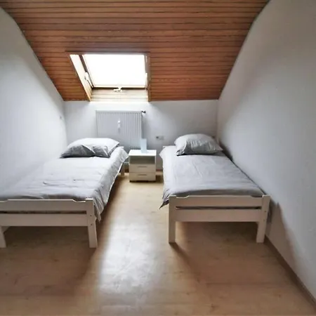 Schoene, Grosse Mit Parkplatz Und Wlan Igersheim